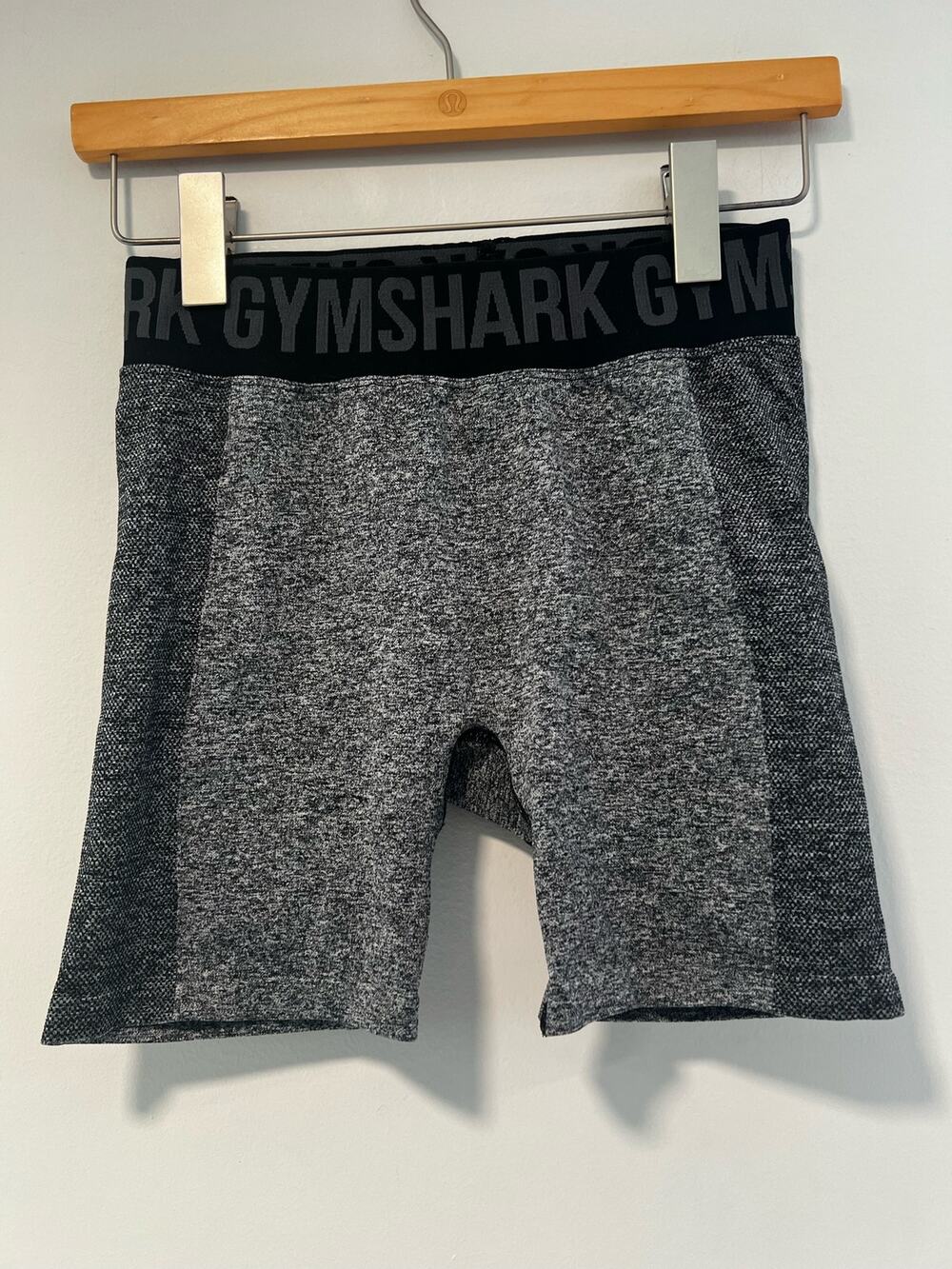 Gymshark Vital Shorts Biker Dark Gray Black Size Medium
